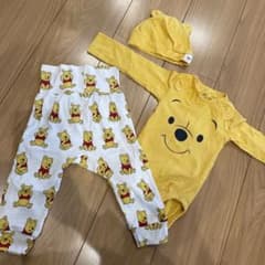 H&M プーさんロンパースのサムネイル