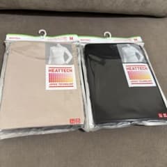 【新品】UNIQLO ヒートテッククルーネックT (長袖)2枚セット Mサイズのサムネイル