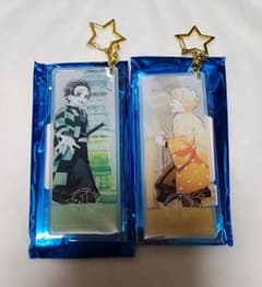 鬼滅の刃　ダイニング　竈門炭治郎　我妻善逸　記念チャーム