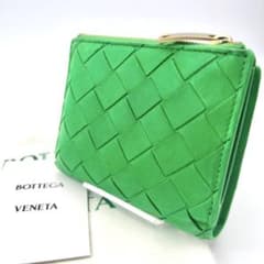 ボッテガヴェネタ　二つ折り　財布　マキシ　イントレチャート　パラキート　付属品有 ボッテガヴェネタ 二つ折り 財布 マキシ イントレチャート パラキート