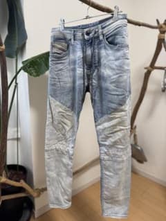 DIESEL　ジーンズ ダメージ加工　ジョガーパンツ　ラインストーン　26のサムネイル
