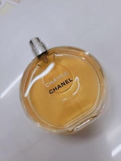 CHANEL　香水のサムネイル