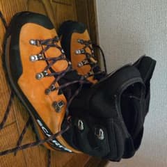 SCARPA MONT BLANC PRO 登山靴のサムネイル