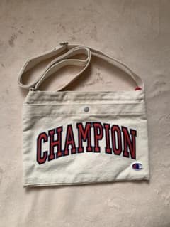 【値下げ】Champion キャンバス サコッシュ ホワイトのサムネイル