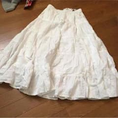 処分価格 ロングスカート 白のサムネイル