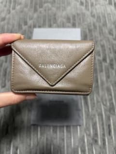 BALENCIAGA 三つ折り財布 ベージュのサムネイル