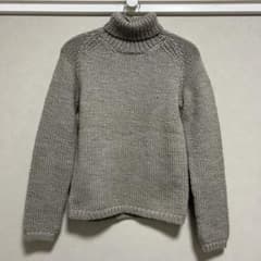 【値下げ】マーガレットハウエル　タートルネックセーターのサムネイル