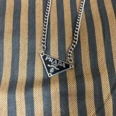 PRADA ネックレスのサムネイル