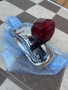 ゼファー４００／Χ　Ｚ２仕様　リア　メッキ　鉄フェンダー＋Ｚ２テールランプ　赤 ゼファー400／Χ Z2仕様 リア メッキ 鉄フェンダー＋Z2
