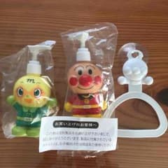 新品、未使用！アンパンマンバスグッズのサムネイル