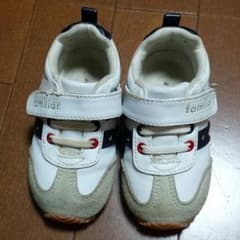 ファミリア　スニーカーです☆13㌢のサムネイル
