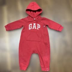 GAP 赤 フード、ポケット付きロンパース　6〜12monthsのサムネイル