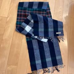 Burberryマフラーのサムネイル