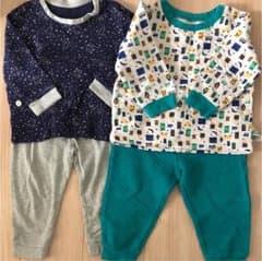 ユニクロ パジャマ 90 2着セットのサムネイル