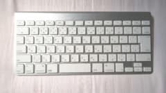 【ジャンク】APPLE WIRELESS KEYBOARD (JIS)のサムネイル
