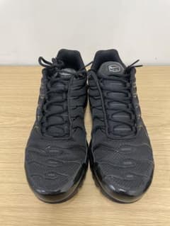 USED NIKE AIR MAX PLUS TRIPLE BLACK US12のサムネイル