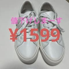 ホワイト スニーカー 合成皮革GU 3回履きました　サイズミスでした。のサムネイル