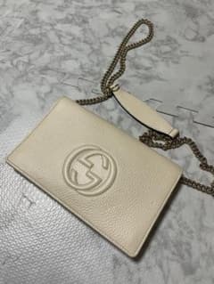 美品GUCCI  チェーンウォレットバックのサムネイル