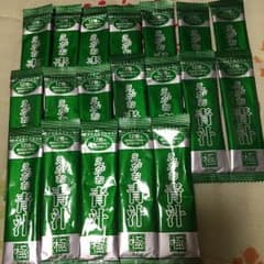 みーん様専用♡えがおの青汁19包のサムネイル