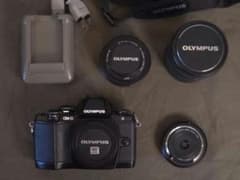 OLYMPUS OM-D E-M10 本体 レンズセットのサムネイル