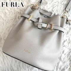 未使用級✨フルラ 現行 アウラ 2way ショルダーバッグ レザー ロゴ グレー 未使用級✨フルラ 現行 アウラ 2way ショルダーバッグ レザー ロゴ