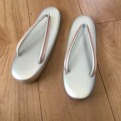 婦人草履のサムネイル