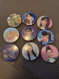 Girls2 缶バッジ 8個セットのサムネイル