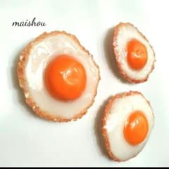 ぷるぷる目玉焼きマグネットのサムネイル