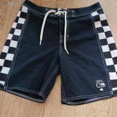 Quiksilver メンズ ボードショーツ チェッカーフラッグ28 QUIKSILVER ボードショーツ 28インチ チェッカーフラッグ - メルカリ