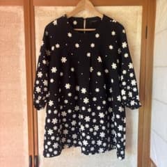花柄プリント チュニック ブラックのサムネイル