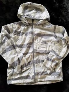 ノースフェイス　THE NORTH FACE　ジャケット　150サイズ　カモフラのサムネイル