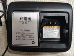 ヤマハ 電動自転車用バッテリー充電器 X92-10 本体のサムネイル