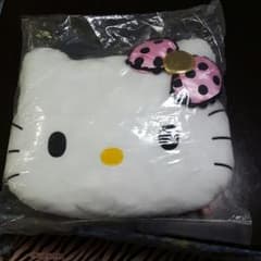 キティちゃんクッションのサムネイル