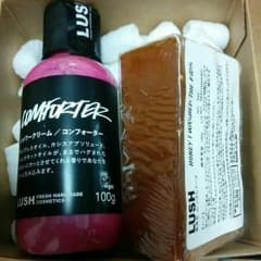 ☆ゆうた様専用☆LUSH☆シャワークリーム/コンフォーター＆ソープのサムネイル