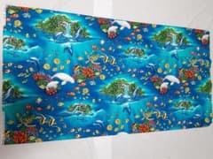 ハワイアンファブリック　コットン100％　約縦112cm×240cmのサムネイル