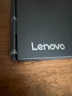 Lenovo Yoga Book C930のサムネイル