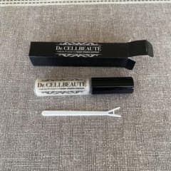 Dr. CELLBEAUTÉ ハリピンシャドウ プレミアム シャンパンベージュのサムネイル