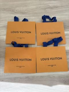 LOUIS VUITTON ショップ袋 4枚セットのサムネイル