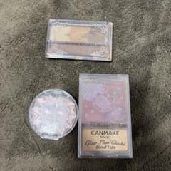 CANMAKE Glow Fleur Cheeks 02 B03のサムネイル