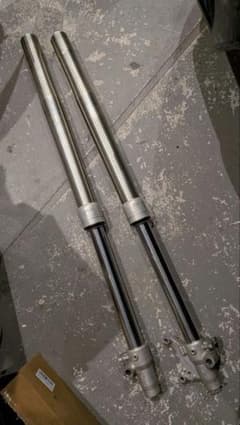ステム付　YZ85 フロントフォーク　トリッカー　セロー　セロー250 ステム付 YZ85 フロントフォーク トリッカー セロー セロー250 - メルカリ