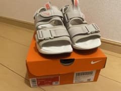NIKE キャニオン サンダルのサムネイル