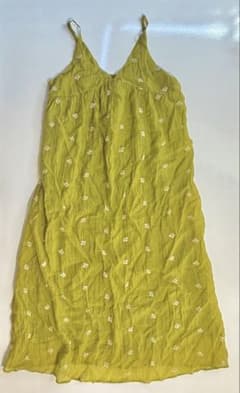 小花柄刺繍 キャミワンピース ロング丈 ライムイエローのサムネイル