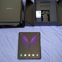 SAMSUNG Galaxy Z Fold2 256GB 美品のサムネイル