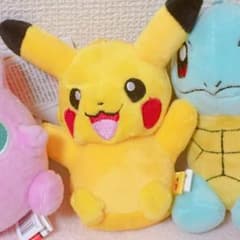 韓国 UFOキャッチャー ピカチュウのサムネイル