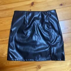 SHEIN レザースカートのサムネイル