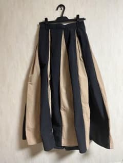 美品‼️antiqua ストライプタックスカートのサムネイル