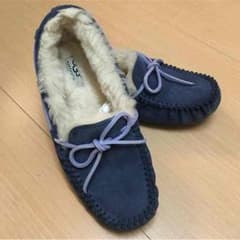 値下げ中 UGG AUSTRALIA 23センチ 日本未発売のサムネイル