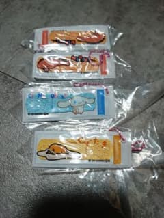 サンリオ キャラクター絆創膏風キーホルダー 4点セットのサムネイル