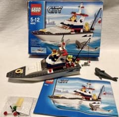 LEGO CITY 4642 フィッシングボート 廃盤 パーツ完品 箱説明書付のサムネイル