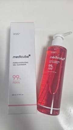 韓国 medicube PDRN ジェルクレンザー 200mlのサムネイル